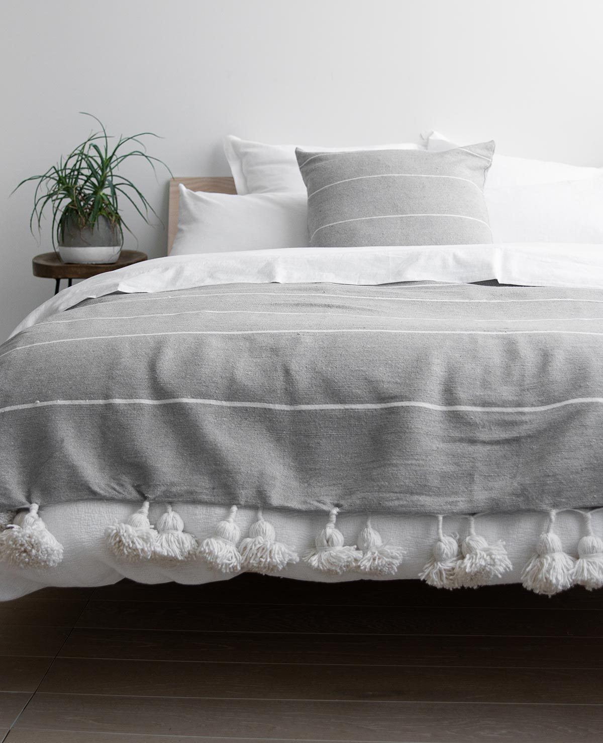 6 Ways to Declutter Your Bedroom (and Keep it Organized For Good)