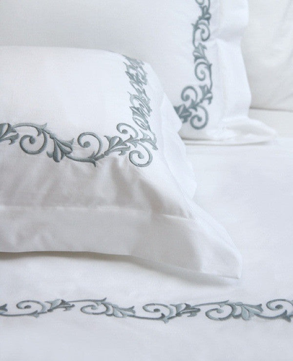 Italian Embroidery: Sharon, Perla, and Athena