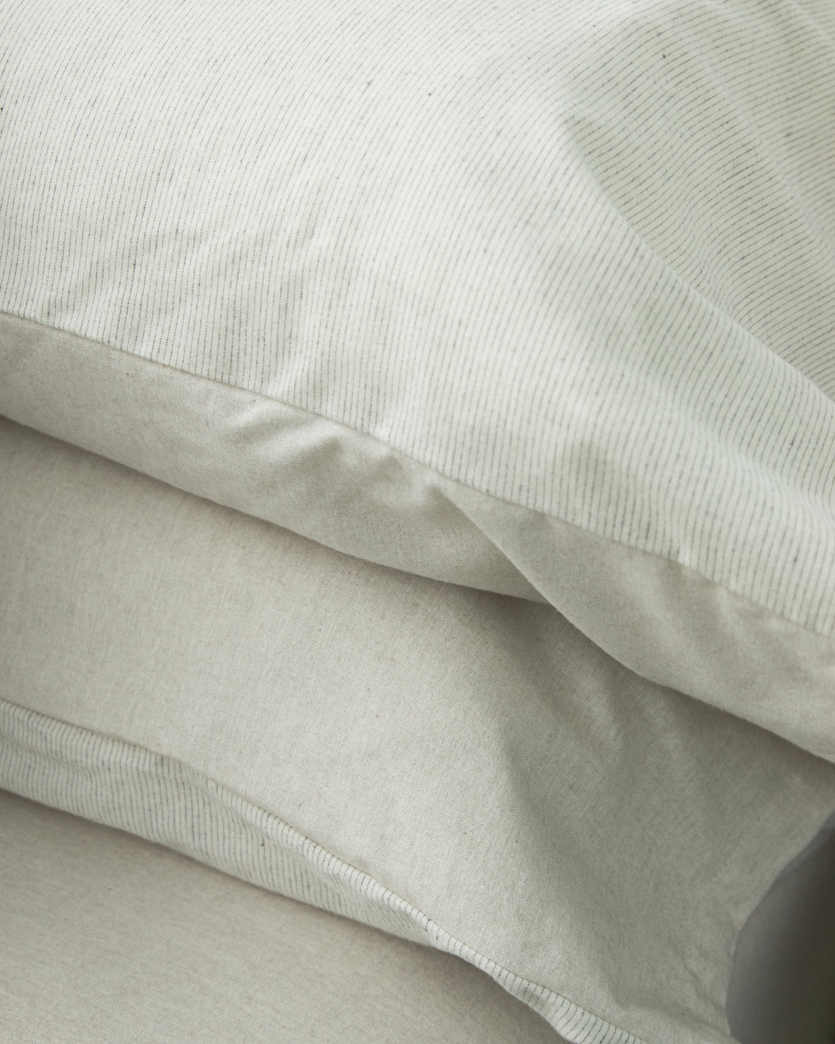 Heather Natural/Pinstripe Flannel