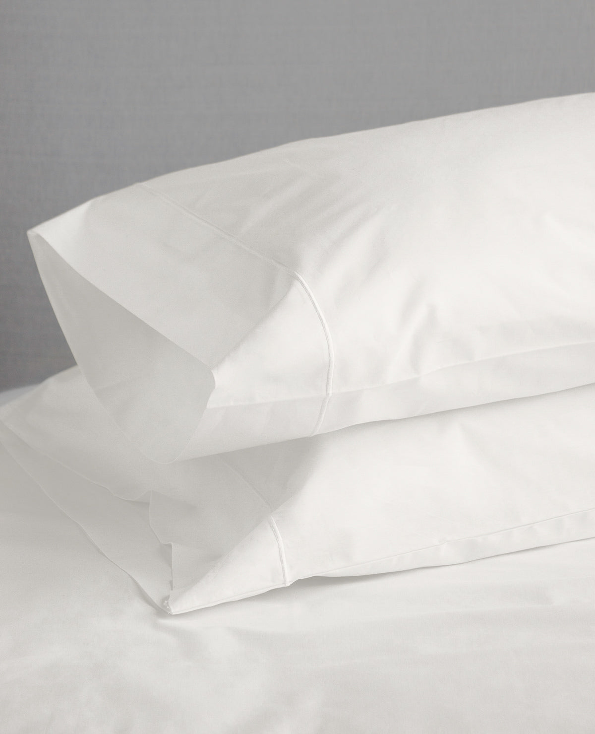 Pair of Milk cotton sateen pillowcases with embroidery 