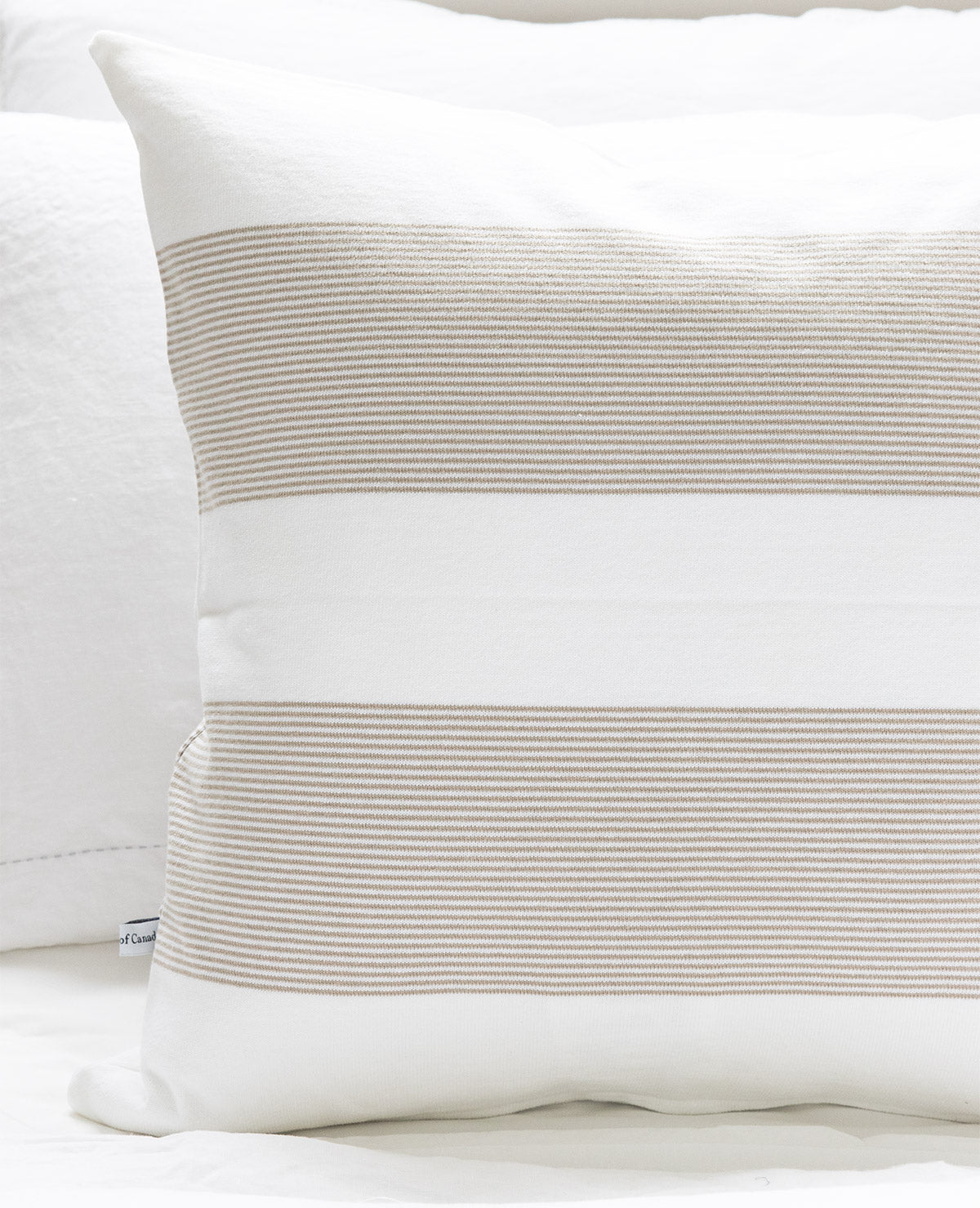 Brant Cushion