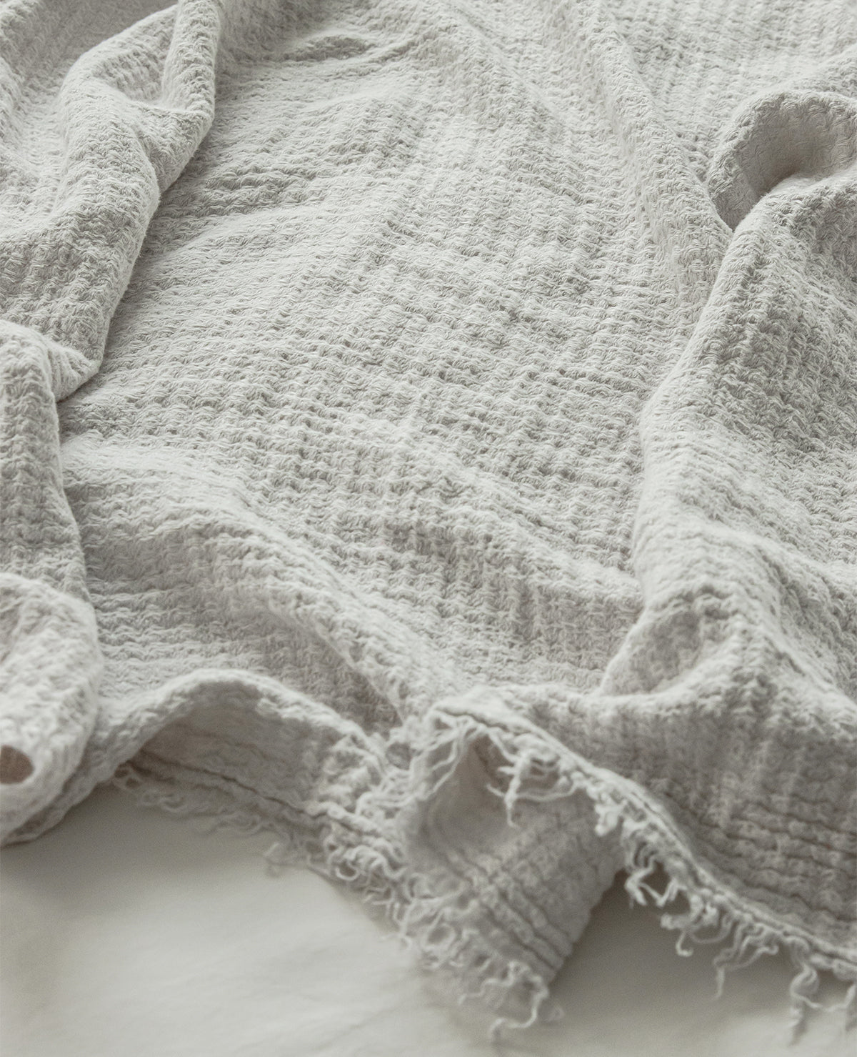 Hampton Silver Linen Throw